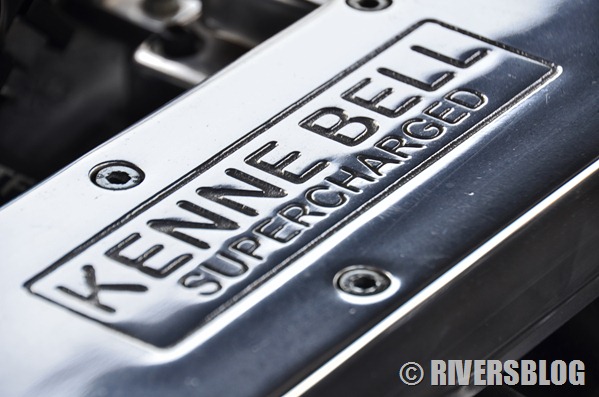 Sold out】2002 Dodge Durango 5.9L + KENNE BELL supercharger ダッジ